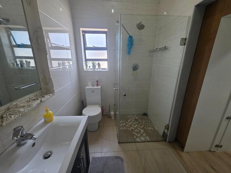 2 Bedroom Property for Sale in Parow Western Cape
